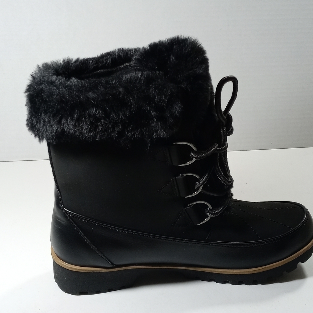 Boot - Picture 3 of 4